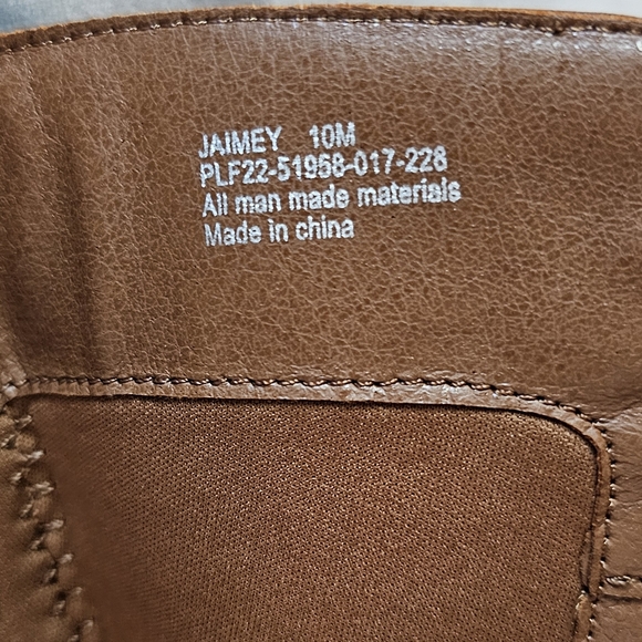 *NWOT Frye Rich Brown Stacked Heel Boots - Picture 11 of 15